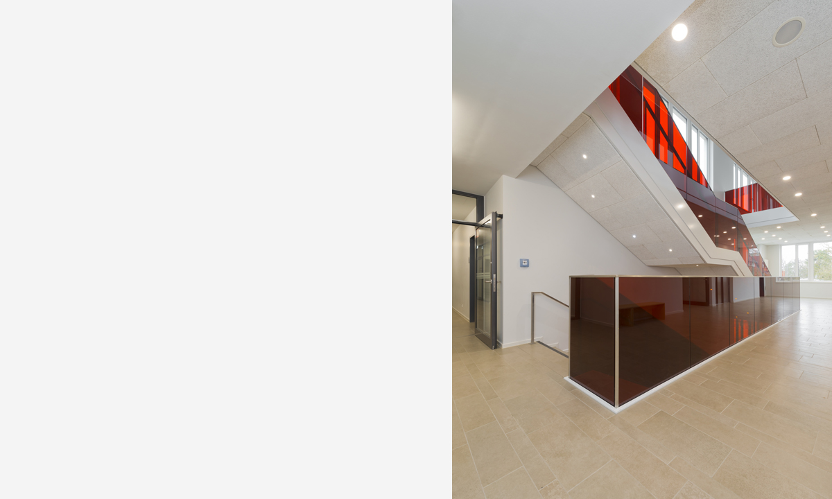 Copyright Michael Miltzow 2015 Ev Gym MGN NOV0350 opt.jpg